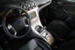 Ford Galaxy 2000 года